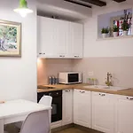 Ana Apartman *